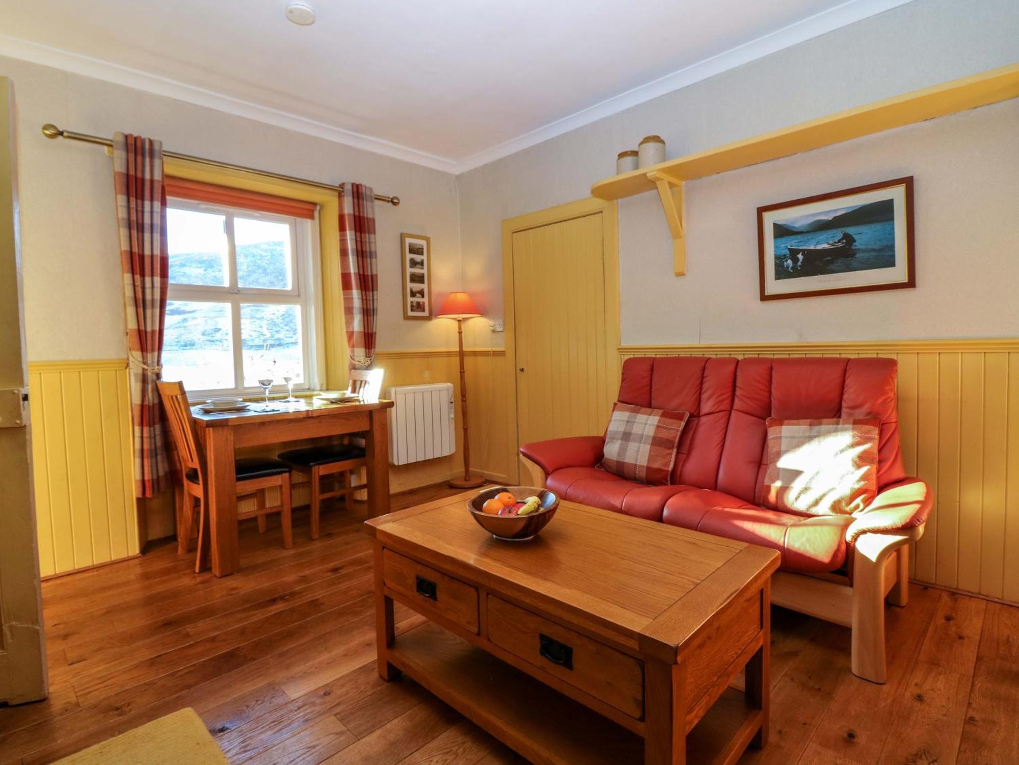 The Bothy Villa Киримюър Екстериор снимка