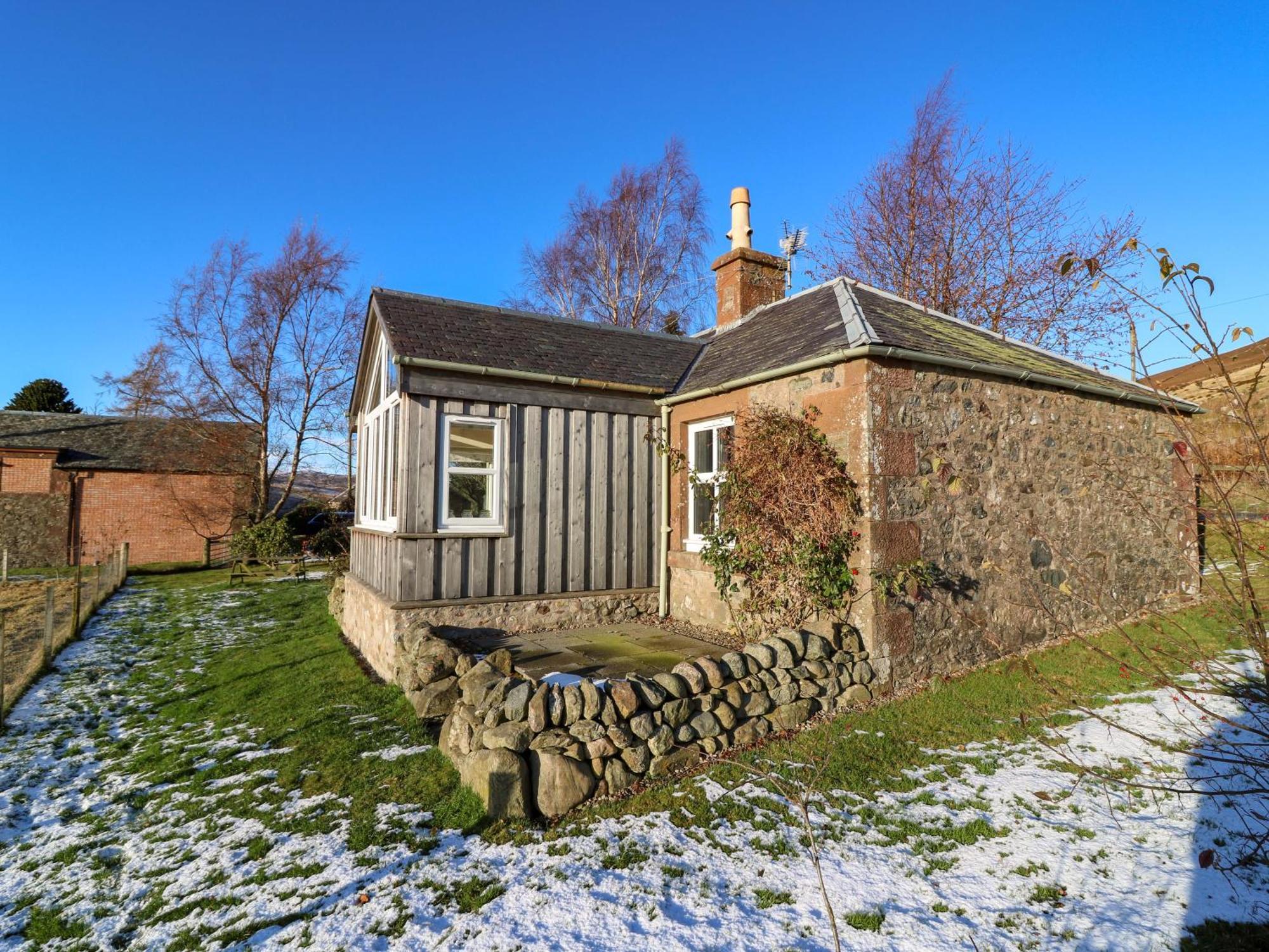 The Bothy Villa Киримюър Екстериор снимка
